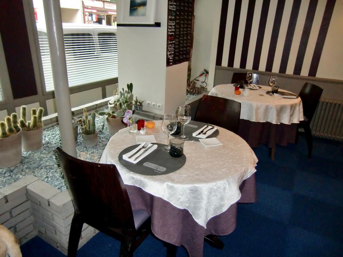 Logis Hotel-Restaurant Le Relais D'Aligre Châteauneuf-en-Thymerais Exterior foto
